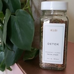 Free with Bundle Detox Facial Steam